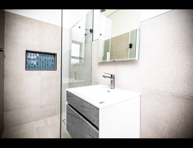 4 BEDROOM FREEHOLD FOR SALE IN SANDOWN